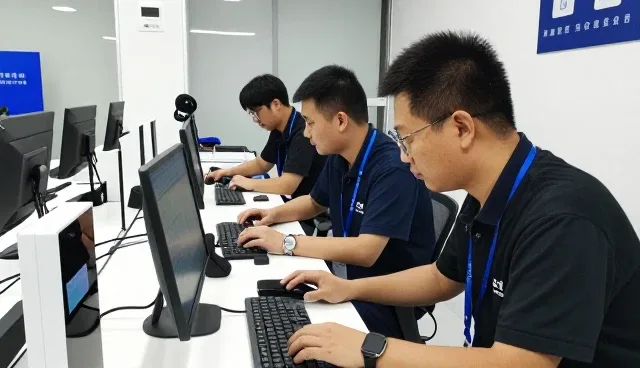 技术架构设计如何服务不同项目现场